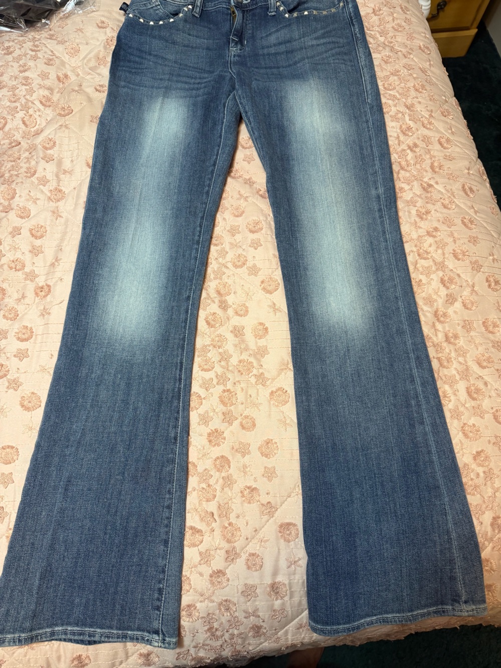 Rock & Republic Kasandra Studded Flap Pocket Bootcut Jeans Size 10M